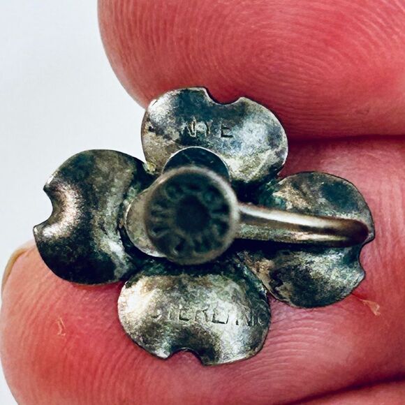 Vintage Stuart Nye RARE SET Sterling Silver Dogwood Floral Brooch and Earrings - Picture 10 of 13